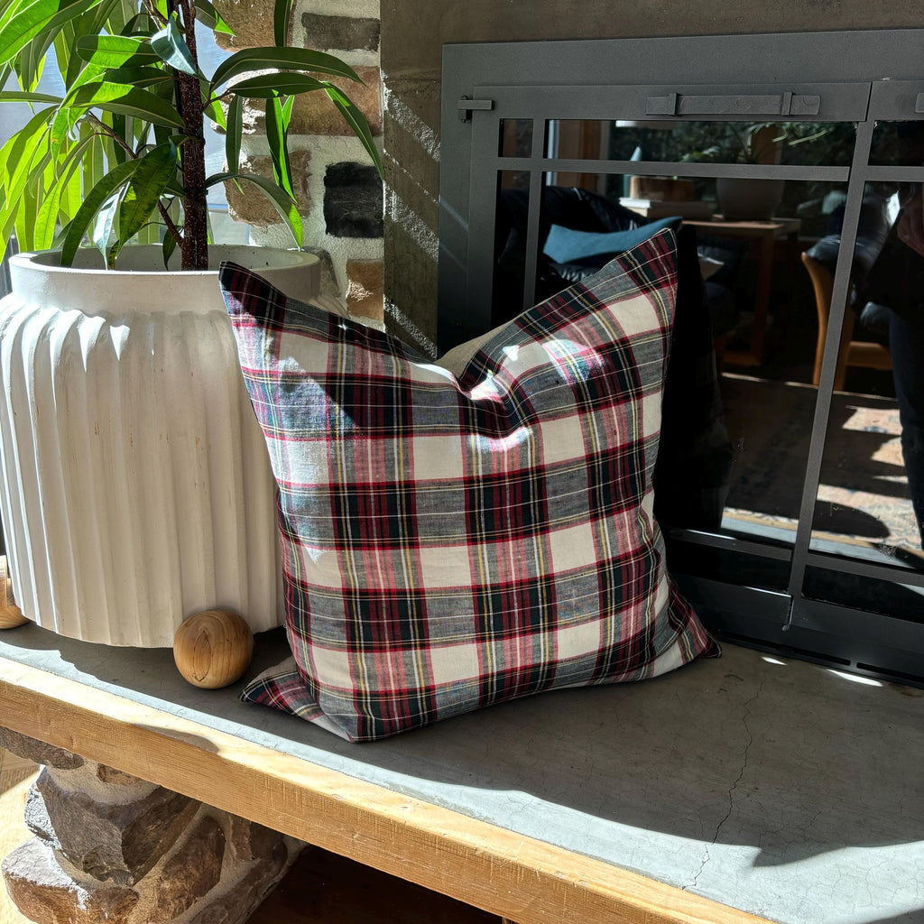 Plaid Linen Christmas Pillow Cover: Exposed Zipper, Handcrafted