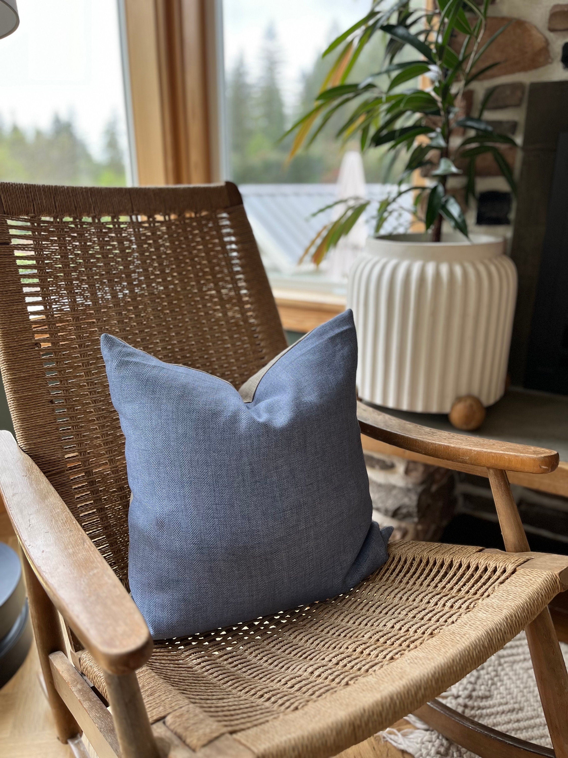 Handcrafted Blue Linen Pillow Cover: Exposed Zipper, Leather Pull